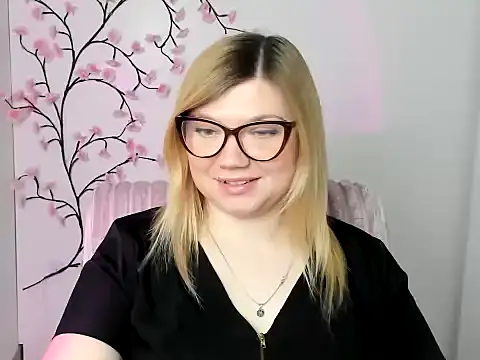 Lola moree online show from 4, 4, 2026