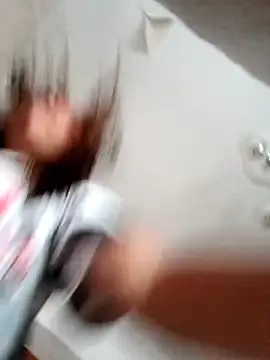 Snapshot of sexy_lady2 chatting on 28, 9, 2025 sexy lady2 online show from 28, 9, 2025