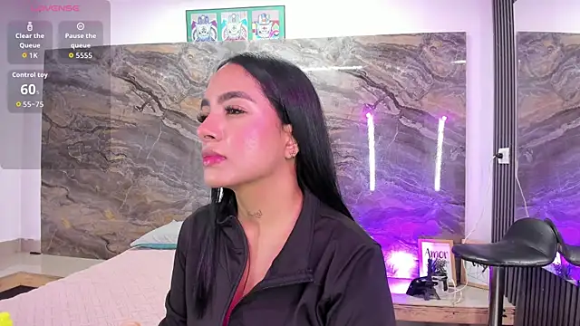 Estefy gomez09 online show from 16, 4, 2026