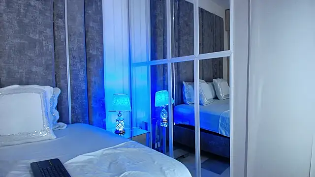 AliDiaz  online show from 21, 2, 2026