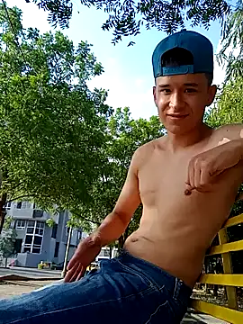 Snapshot of arevalo1124 chatting on 7, 2, 2025 arevalo1124 online show from 7, 2, 2025