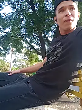 Snapshot of arevalo1124 chatting on 26, 9, 2025 arevalo1124 online show from 26, 9, 2025