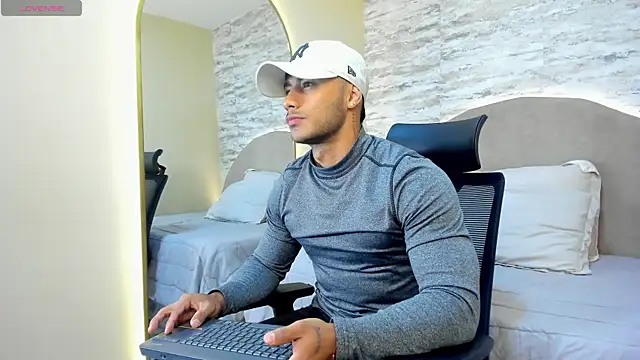lennox ray online show from 13, 2, 2025