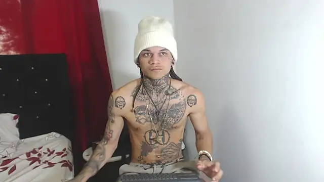 hot man05 online show from 28, 2, 2025