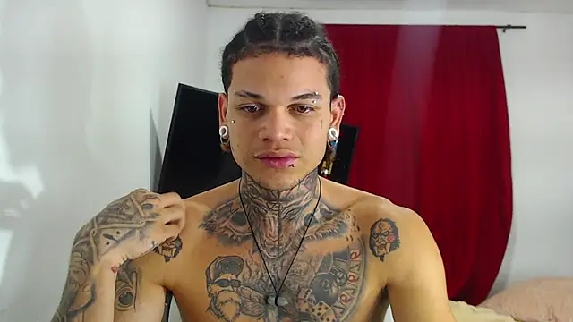 hot man05 online show from 17, 10, 2025