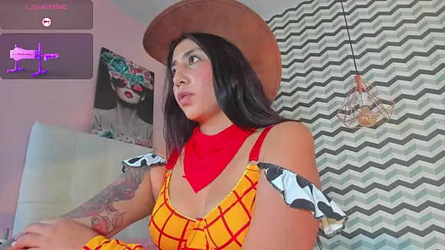 CALANTHELOVE1 online show from 17, 3, 2025