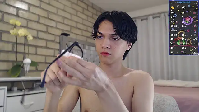 Snapshot of biel_biel chatting on 5, 4, 2026 biel biel online show from 5, 4, 2026