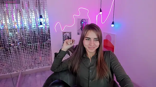 Snapshot of CharmBianca chatting on 9, 2, 2025 CharmBianca online show from 9, 2, 2025