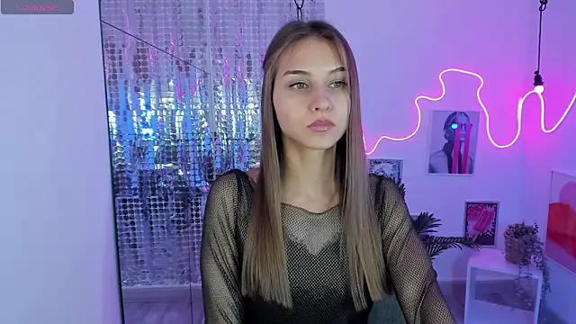 Snapshot of CharmBianca chatting on 14, 2, 2025 CharmBianca online show from 14, 2, 2025