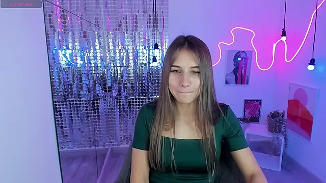 Snapshot of CharmBianca chatting on 15, 2, 2025 CharmBianca online show from 15, 2, 2025