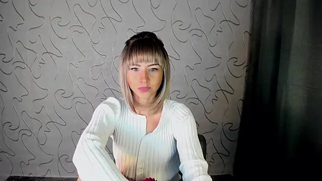 Snapshot of CharmBianca chatting on 21, 9, 2025 CharmBianca online show from 21, 9, 2025