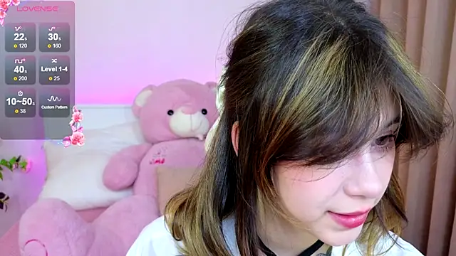 Snapshot of Hotary_Yuko chatting on 8, 2, 2025 Hotary Yuko online show from 8, 2, 2025