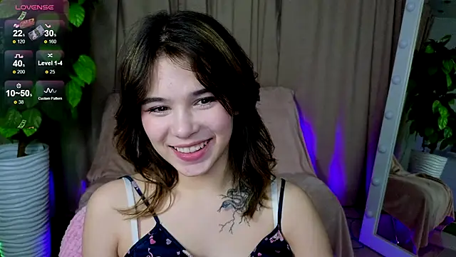 Snapshot of Hotary_Yuko chatting on 27, 2, 2025 Hotary Yuko online show from 27, 2, 2025
