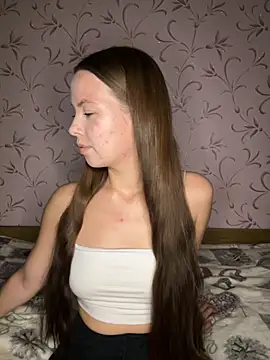 Arielle Swan online show from 25, 10, 2025