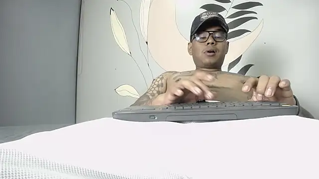 Snapshot of Saipadpuer30 chatting on 15, 2, 2025 Saipadpuer30 online show from 15, 2, 2025