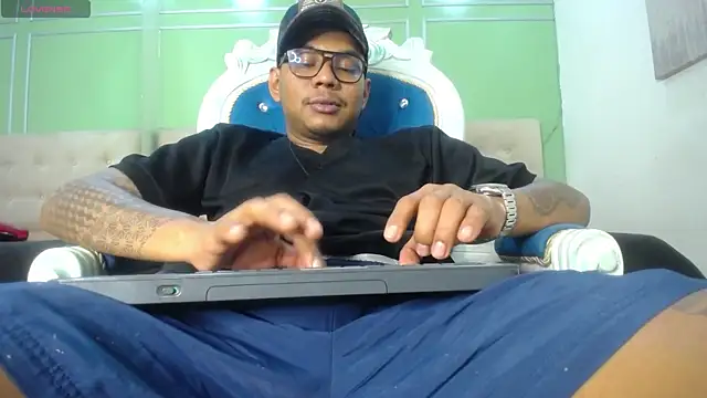 Snapshot of Saipadpuer30 chatting on 23, 2, 2025 Saipadpuer30 online show from 23, 2, 2025