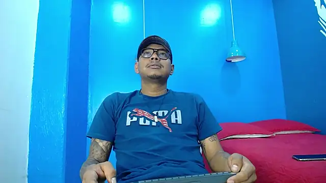 Snapshot of Saipadpuer30 chatting on 28, 2, 2025 Saipadpuer30 online show from 28, 2, 2025