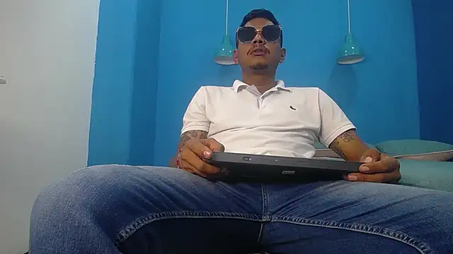 Snapshot of Saipadpuer30 chatting on 11, 3, 2025 Saipadpuer30 online show from 11, 3, 2025