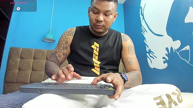 Snapshot of Saipadpuer30 chatting on 20, 9, 2025 Saipadpuer30 online show from 20, 9, 2025