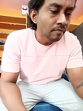 Snapshot of bigcock_thick chatting on 17, 1, 2026 bigcock thick online show from 17, 1, 2026