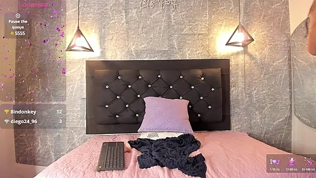 Snapshot of emberhodson chatting on 10, 3, 2025 emberhodson online show from 10, 3, 2025