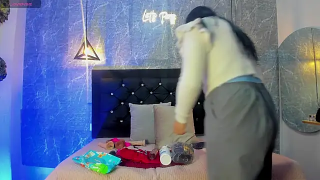 Snapshot of emberhodson chatting on 10, 9, 2025 emberhodson online show from 10, 9, 2025