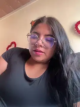 viccky vick online show from 23, 2, 2025