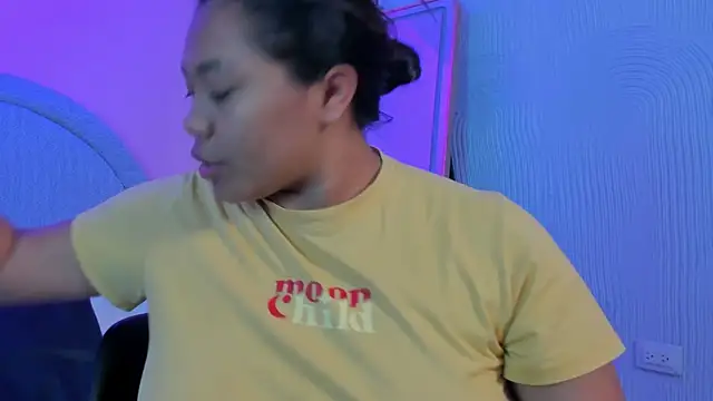 yeikafoxy online show from 19, 5, 2026
