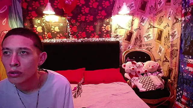 Snapshot of SimonAndJocelyn chatting on 16, 2, 2025 SimonAndJocelyn online show from 16, 2, 2025