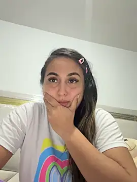 Snapshot of dulcehot_1502 chatting on 4, 3, 2025 dulcehot 1502 online show from 4, 3, 2025