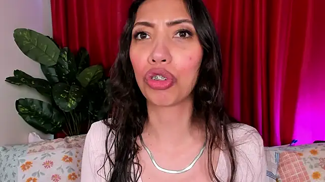 Miss veronicaa2 online show from 18, 12, 2025