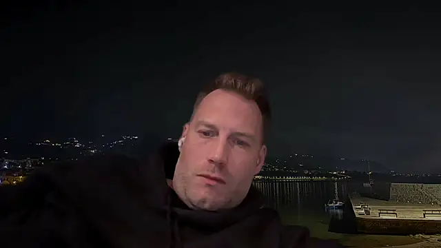 Snapshot of Christian87xxx chatting on 7, 2, 2025 Christian87xxx online show from 7, 2, 2025