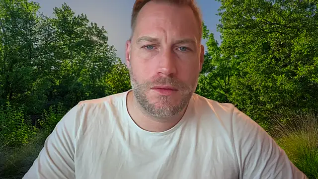 Snapshot of Christian87xxx chatting on 23, 9, 2025 Christian87xxx online show from 23, 9, 2025