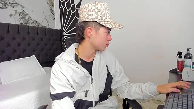 marcuscollins1  online show from 27, 2, 2026