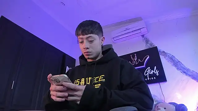 marcuscollins1  online show from 18, 3, 2026