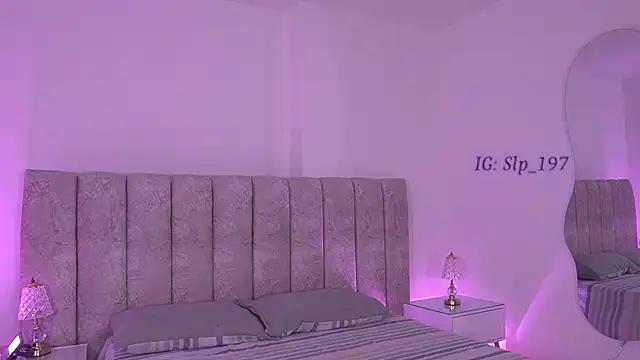 sara lopee1 online show from 13, 1, 2026