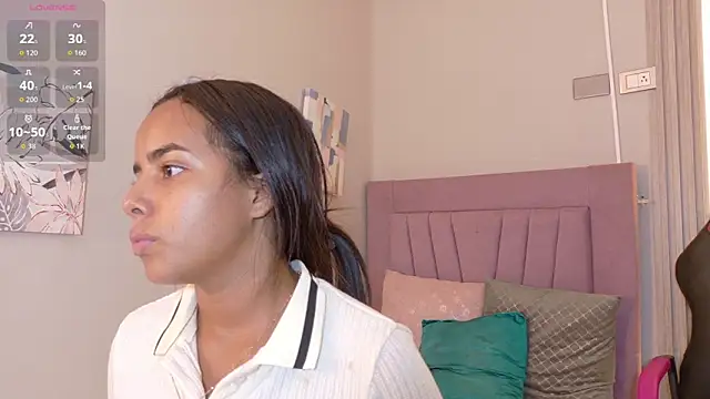 Roxy Stonee online show from 19, 2, 2026