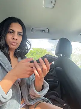 Snapshot of Liyah_19 chatting on 15, 2, 2026 Liyah 19 online show from 15, 2, 2026