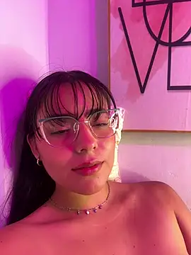 Snapshot of megan_cl chatting on 18, 2, 2025 megan cl online show from 18, 2, 2025