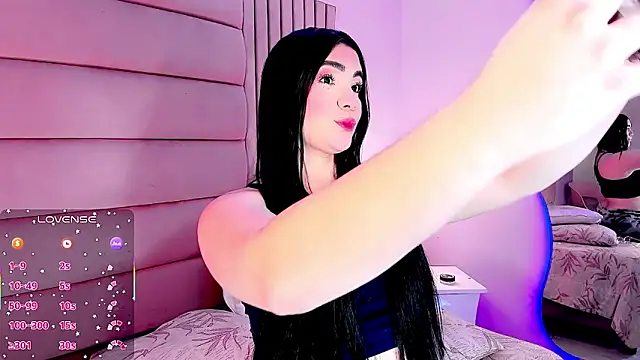 Dalis Hills online show from 5, 4, 2026