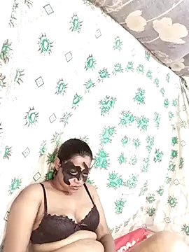 Snapshot of monekhan123 chatting on 17, 2, 2025 monekhan123 online show from 17, 2, 2025