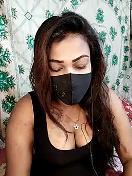 Snapshot of monekhan123 chatting on 11, 3, 2025 monekhan123 online show from 11, 3, 2025