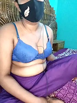 Snapshot of monekhan123 chatting on 9, 9, 2025 monekhan123 online show from 9, 9, 2025