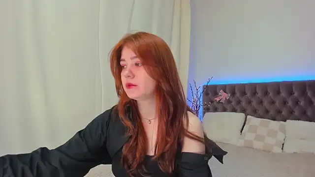 Snapshot of Ella_Mayers chatting on 15, 3, 2025 Ella Mayers online show from 15, 3, 2025