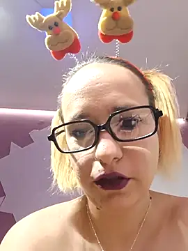 Snapshot of Mia_RainX chatting on 19, 11, 2025 Mia RainX online show from 19, 11, 2025