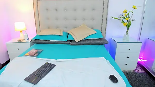 Sofiavillegaz online show from 18, 3, 2025