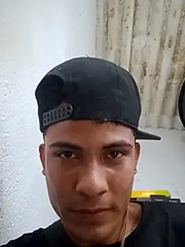 Snapshot of Alejandr420 chatting on 14, 3, 2026 Alejandr420 online show from 14, 3, 2026