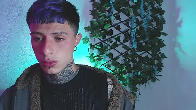 Snapshot of 7_Saturno_7 chatting on 5, 2, 2025 7 Saturno 7 online show from 5, 2, 2025