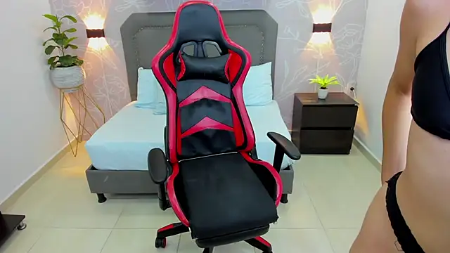 keithy sex online show from 4, 3, 2025