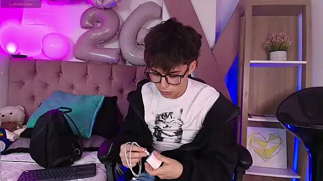 PepperTwink online show from 17, 1, 2026